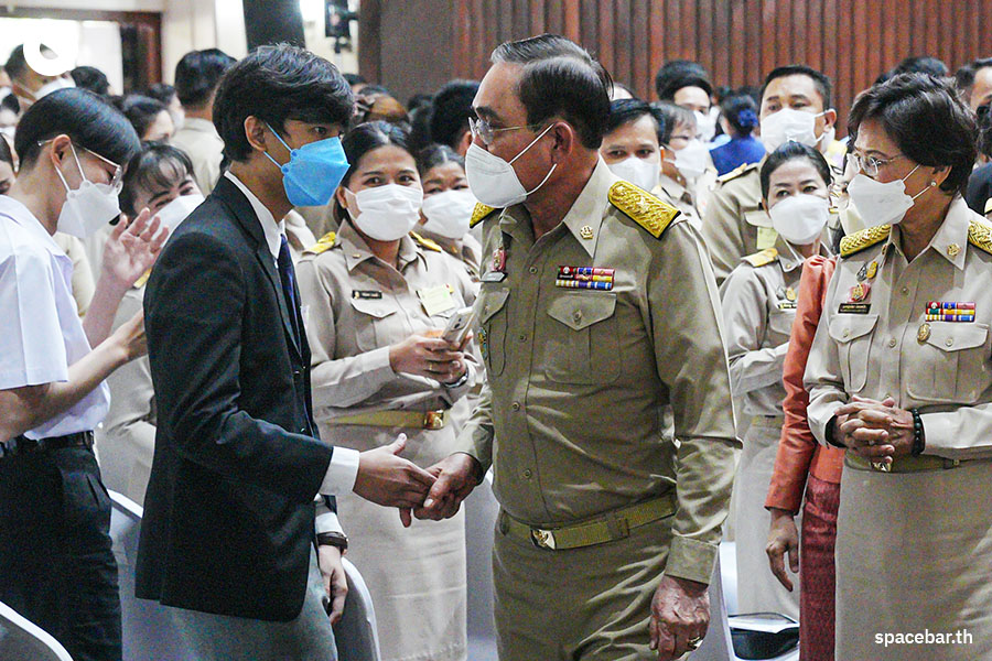 Prayut_Military_Teacher_Day_CRMA_SPACEBAR_Photo05_2888e3608c.jpeg