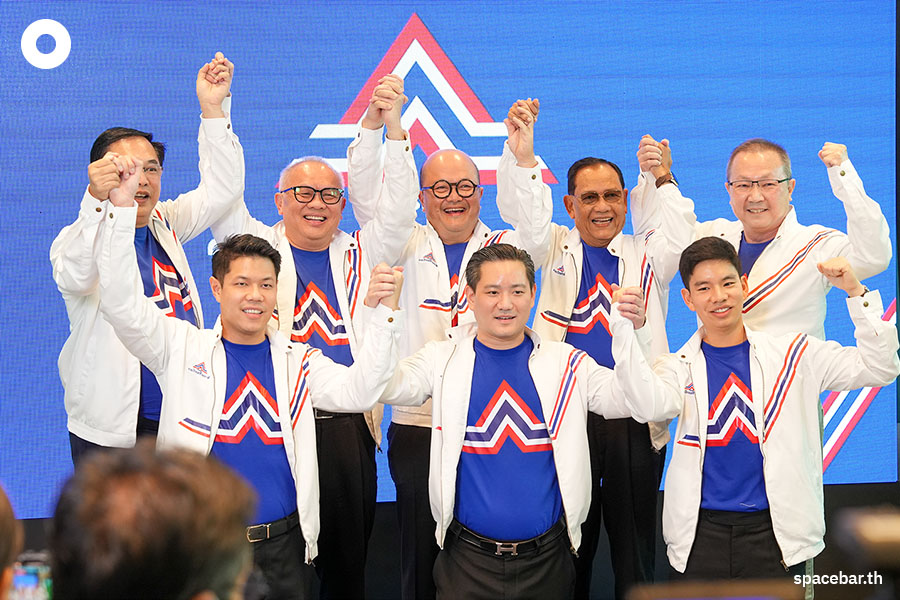 Prayuth_launches_strategy_team_United_Thai_Nation_Building_Party_SPACEBAR_Photo01_840537232a.jpeg