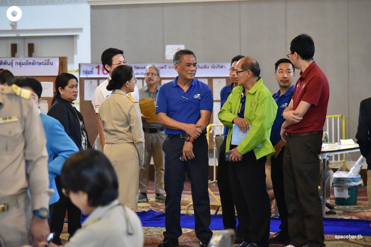 President_of_the_Election_Commission_inspects_selection_District_level_senator_SPACEBAR_Photo05_ce7bdd4579.jpg