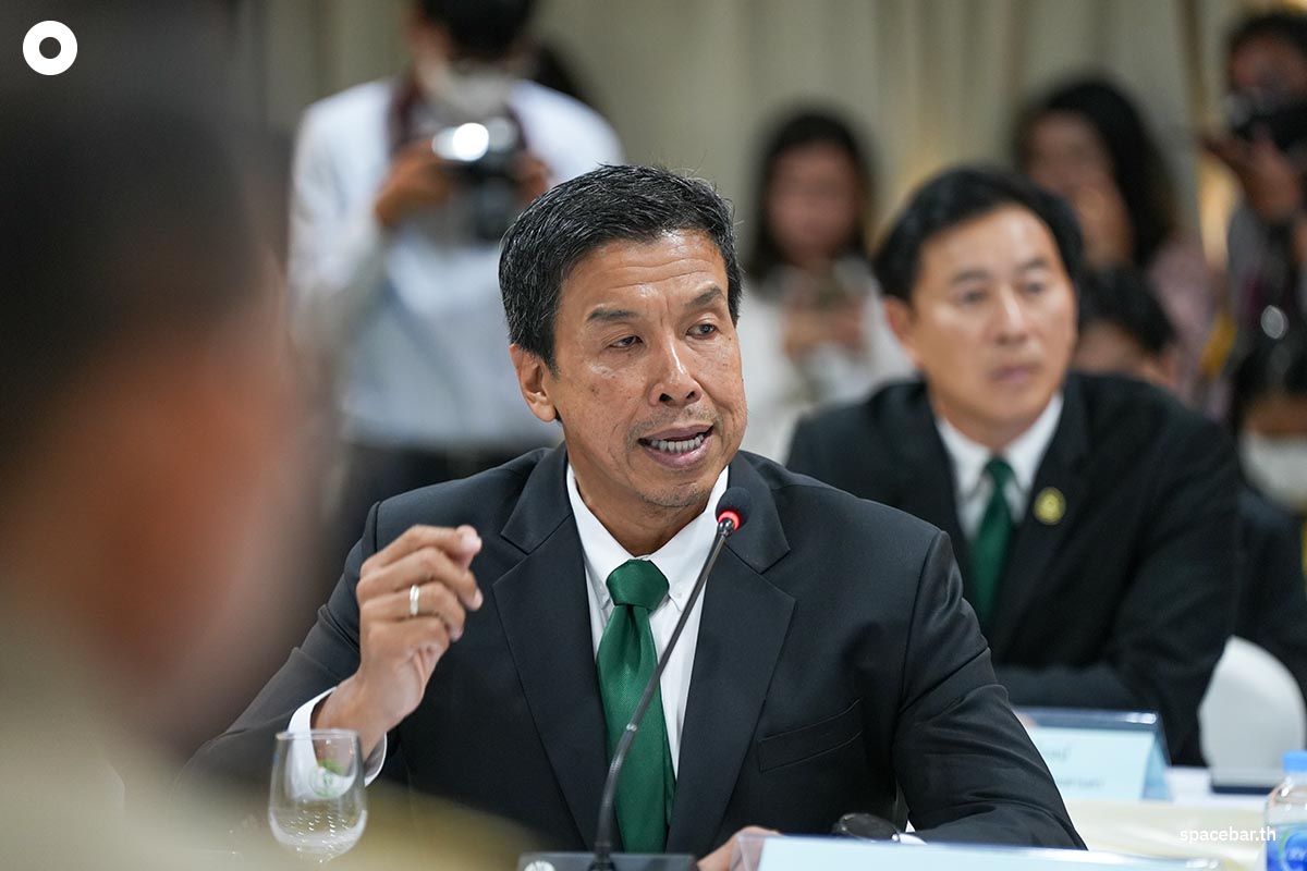 Prime_Minister_meets_with_the_Governor_of_Bangkok_SPACEBAR_Photo04_1ff2bbdeab.jpg