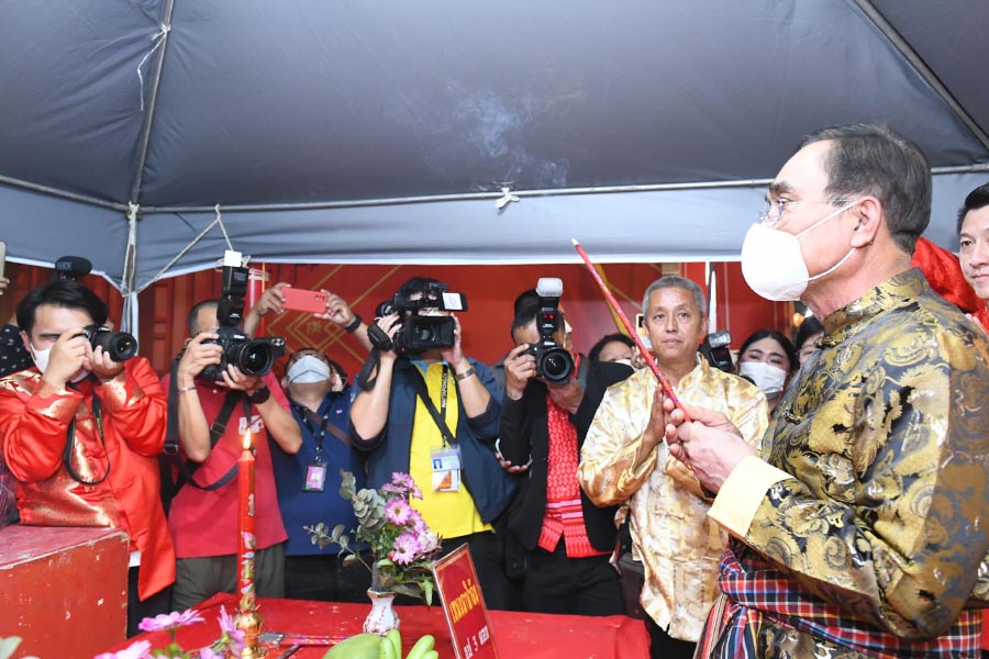 Prime_Minister_opens_Chinese_New_Year_event_in_Ratchaburi_SPACEBAR_Photo04_aa2aa3e2d2.jpeg