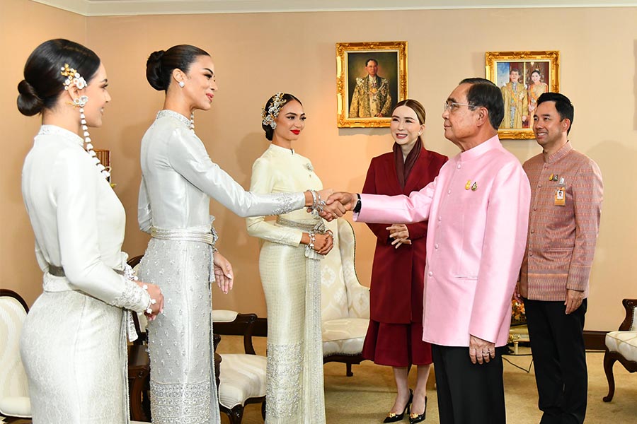 Prime_Minister_welcomed_the_MISS_UNIVERSE_2022_team_visiting_Government_House_SPACEBAR_Photo03_537fb379aa.jpeg