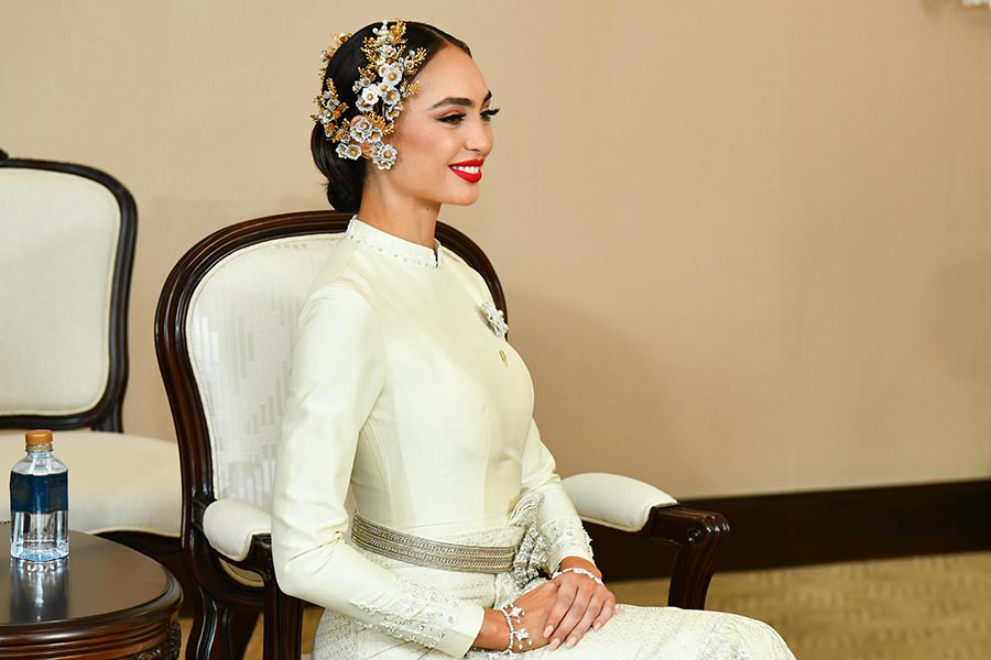Prime_Minister_welcomed_the_MISS_UNIVERSE_2022_team_visiting_Government_House_SPACEBAR_Photo04_d782d33338.jpeg