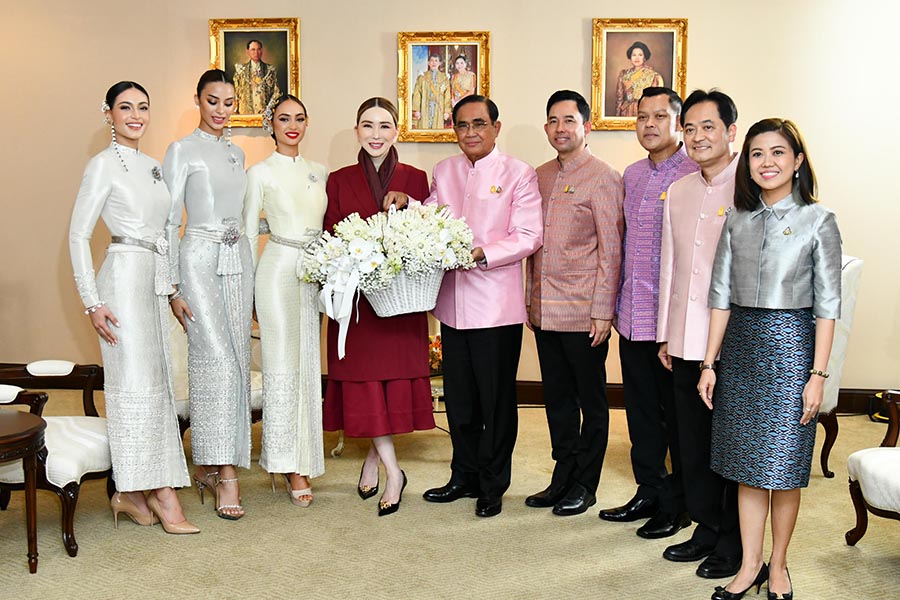 Prime_Minister_welcomed_the_MISS_UNIVERSE_2022_team_visiting_Government_House_SPACEBAR_Photo08_98455d0529.jpeg