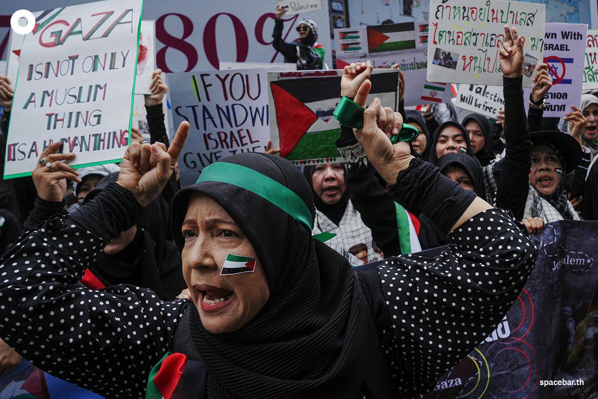 Rally_supporting_Palestine_In_front_of_the_Israeli_Embassy_SPACEBAR_Photo02_a25ba47e4b.jpg
