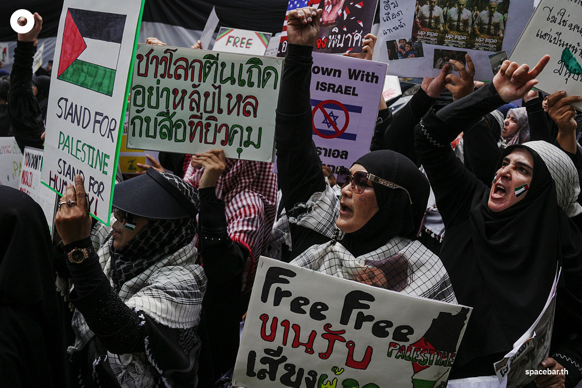 Rally_supporting_Palestine_In_front_of_the_Israeli_Embassy_SPACEBAR_Photo09_bee3ffec0c.jpg