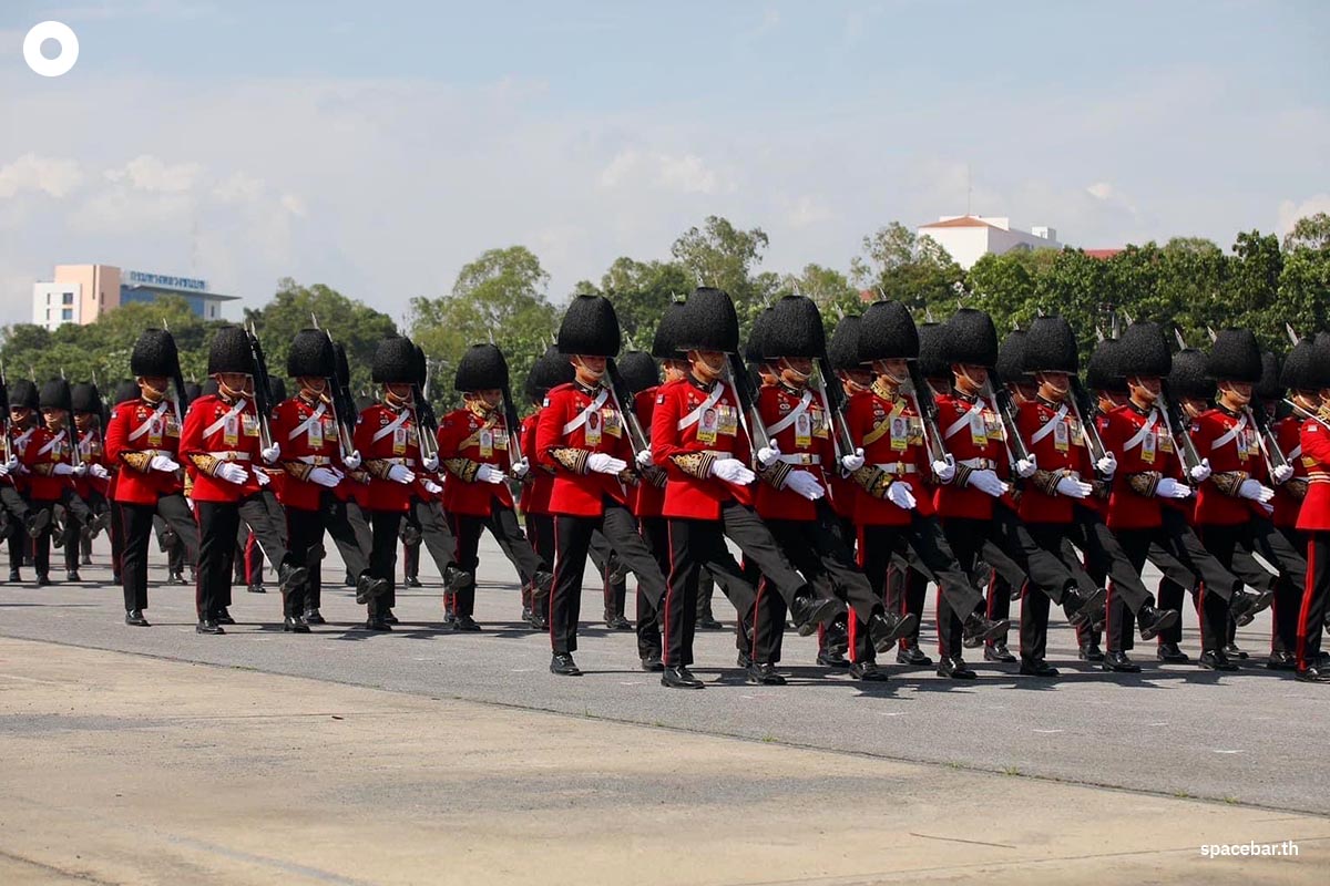 Royal_Guards_practice_parade_SPACEBAR_Photo01_ed8cda9afc.jpg