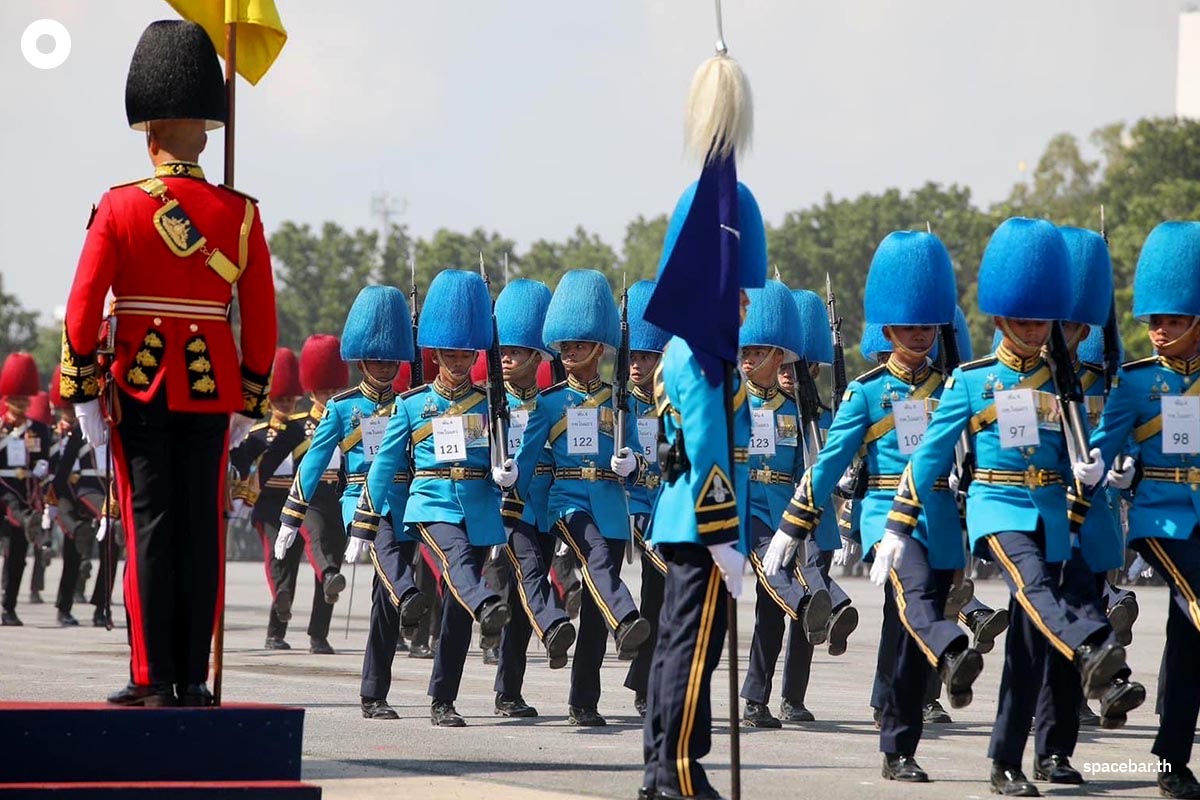 Royal_Guards_practice_parade_SPACEBAR_Photo03_3ddd6e4252.jpg