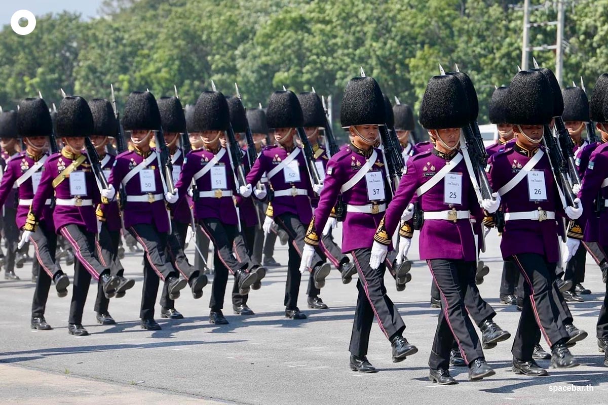 Royal_Guards_practice_parade_SPACEBAR_Photo05_a61f62812d.jpg
