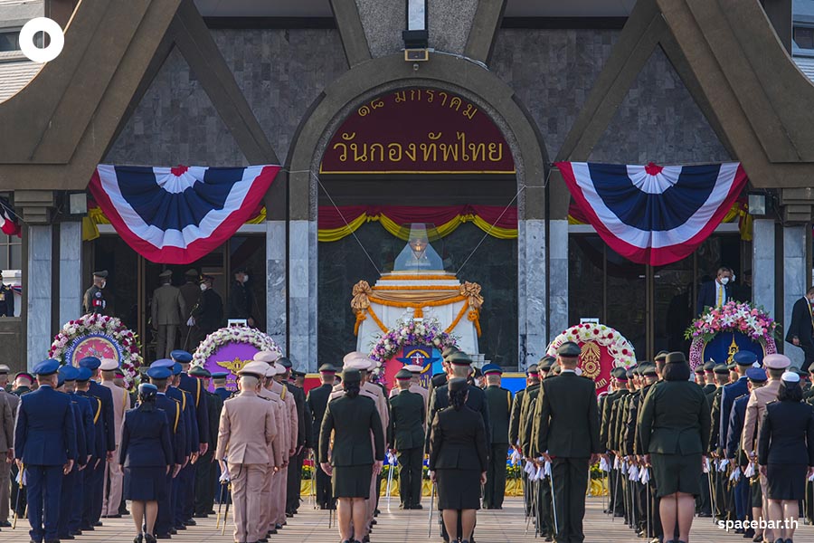 Royal_Thai_Armed_Forces_Day_National_Monument_SPACEBAR_Photo06_f35e0a6528.jpeg
