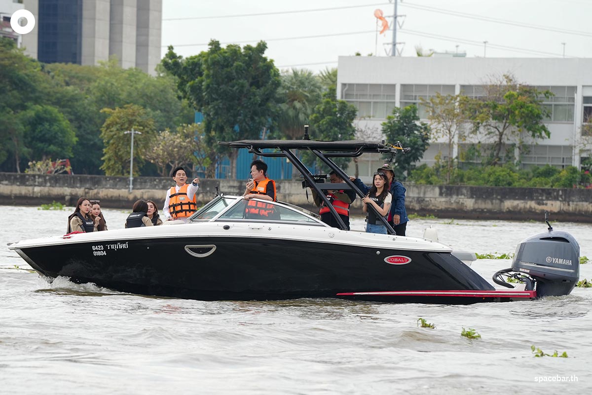 Simulate_the_incident_of_Tangmo_falling_into_the_water_SPACEBAR_Photo00_940cfa2753.jpg