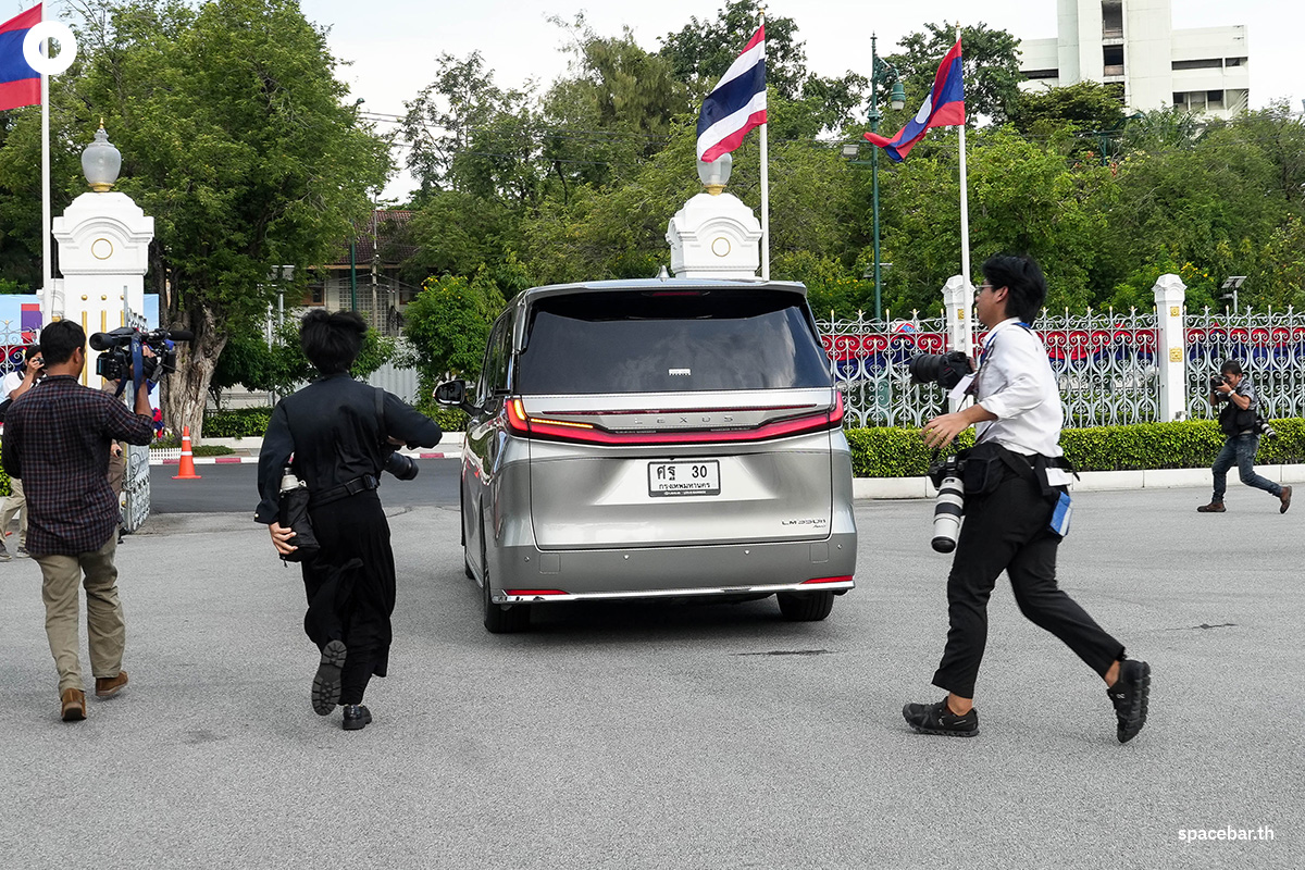 Srettha_Constitutional_Court_Ethics_SPACEBAR_Photo04_95eae58d49.jpg