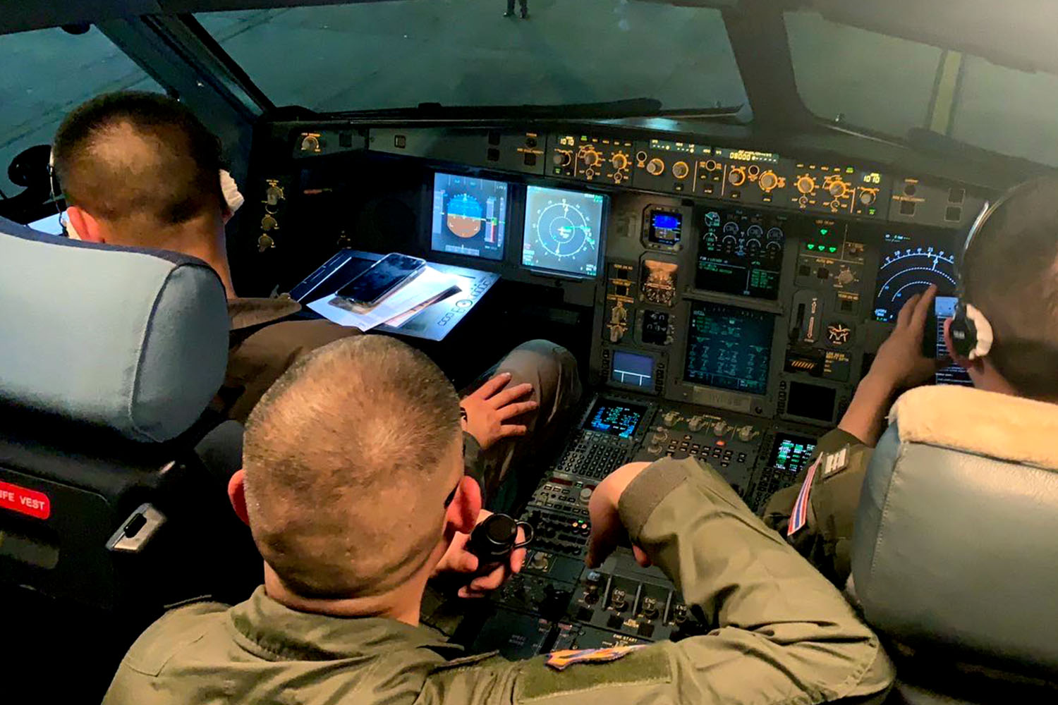 Thai_Air_Force_Airbus_Evacuate_Thai_People_Israel_SPACEBAR_Hero_a333b2564b.jpg