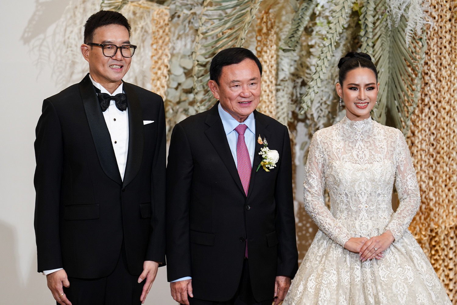 Thaksin_and_Pita_at_the_wedding_SPACEBAR_Hero_f9c272da1a.jpg