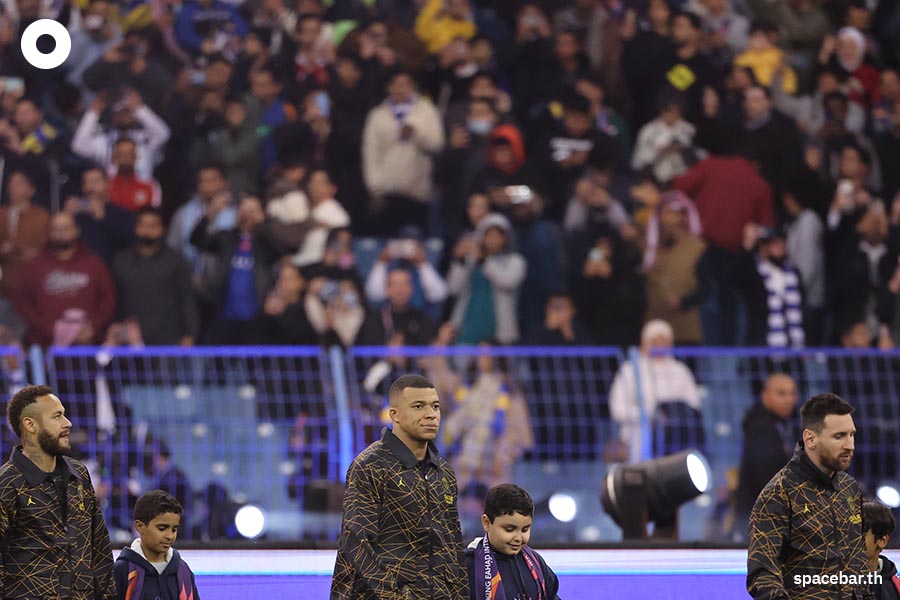 The_Last_Dance_Ronaldo_Messi_SPACEBAR_Photo02_4fe3a89743.jpeg