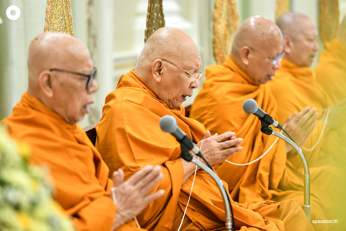 The_government_organized_auspicious_ceremonies_for_5_religions_to_honor_His_Majesty_the_King_SPACEBAR_Photo02_6be67b69b8.jpg