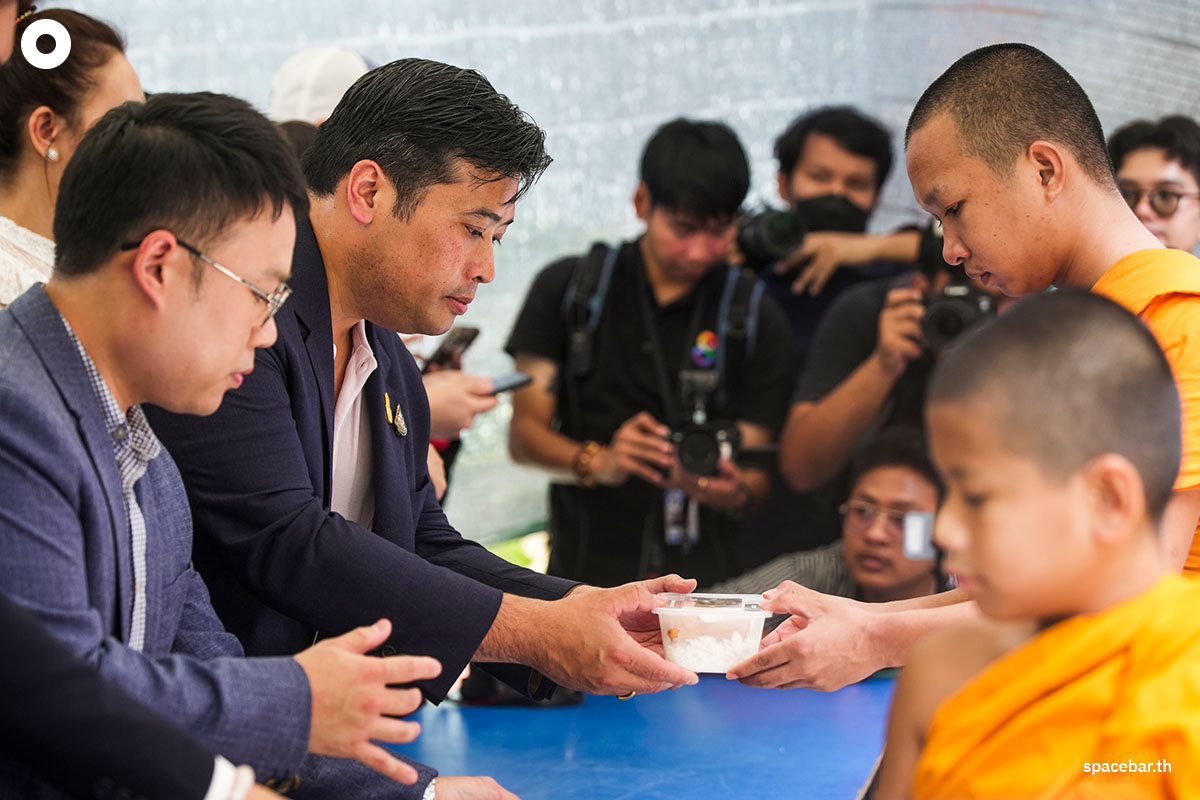 Vacharaesorn_Vivacharawongse_Wat_Yannawa_SPACEBAR_Photo06_c5631816b0.jpeg