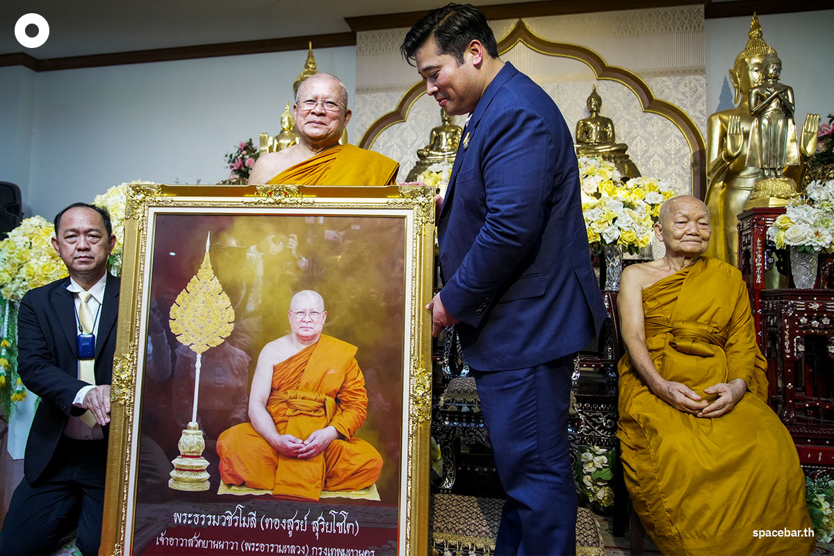 Vacharaesorn_Vivacharawongse_Wat_Yannawa_SPACEBAR_Photo08_0192baafd2.jpeg