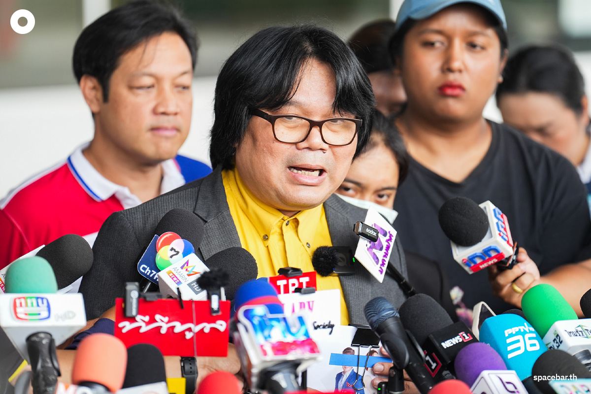 Weerachai_Phutdhawong_filed_a_complaint_with_CIB_SPACEBAR_Photo01_e546deb3aa.jpg