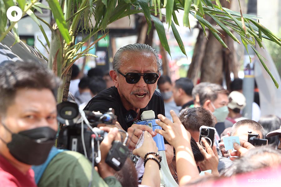 chuwit_campaign_against_marijuana_corruption_SPACEBAR_Photo03_af16bd1fdb.jpeg