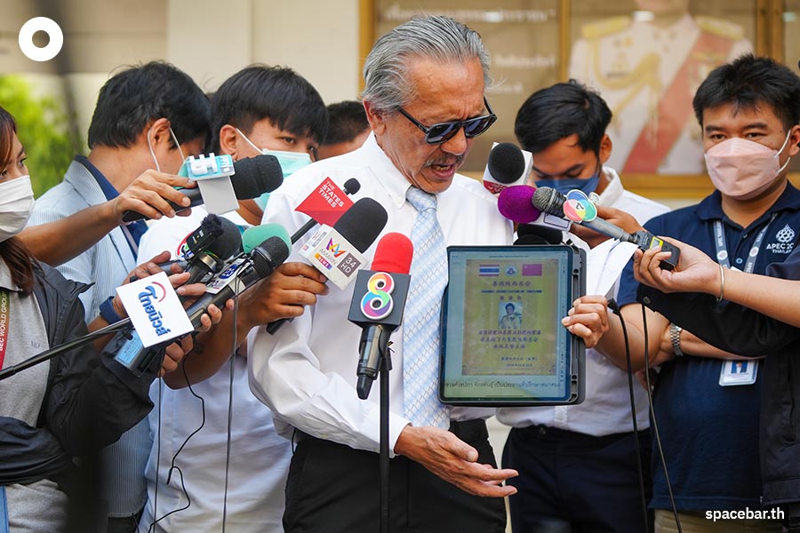 chuwit_yu_xin_chi_prayut_gray_chinese_section_112_SPACEBAR_Photo06_46df130fab.jpeg
