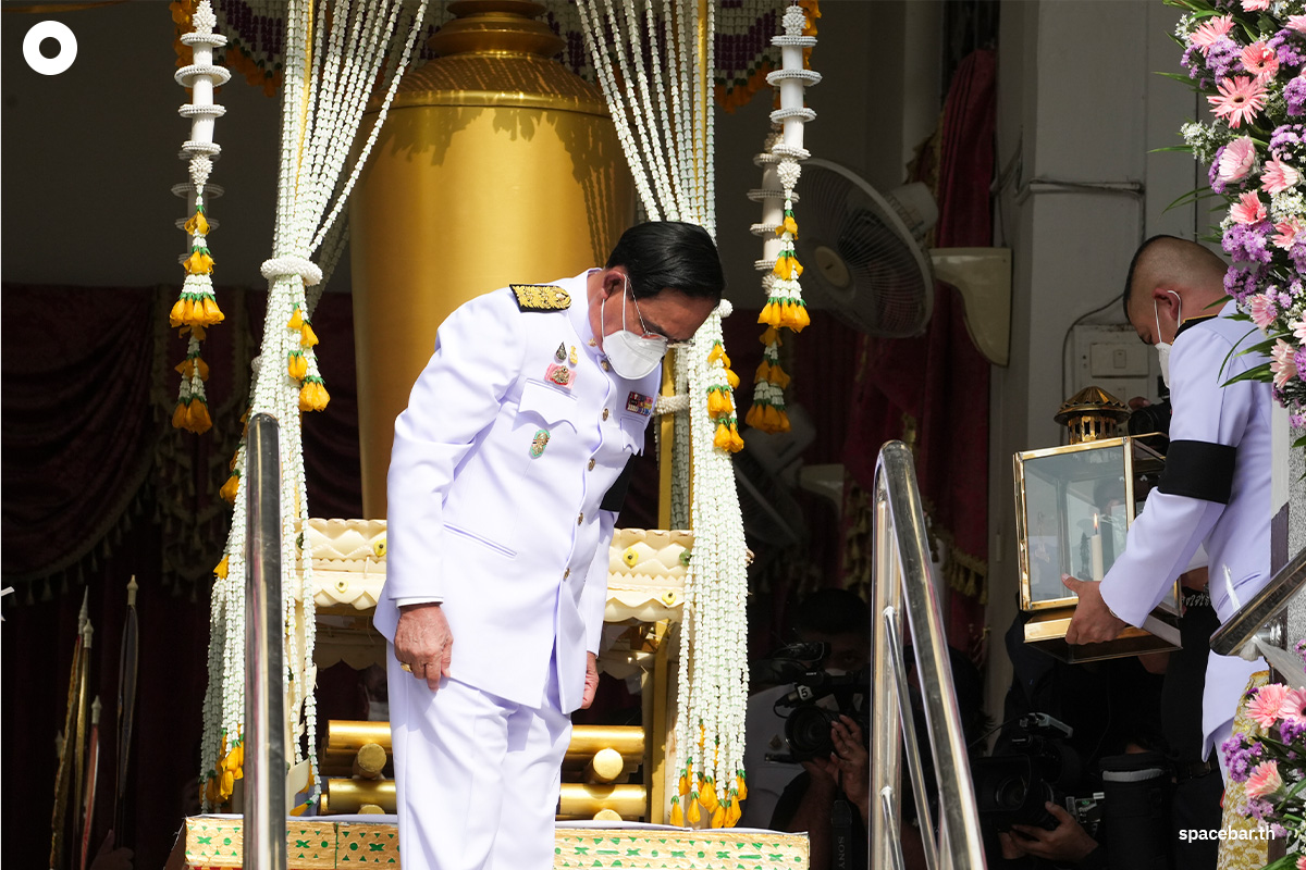 cremation_ceremony_narongsak_osatanakorn_tham_luang_cave_SPACEBAR_Photo01_500f89c6cd.jpeg