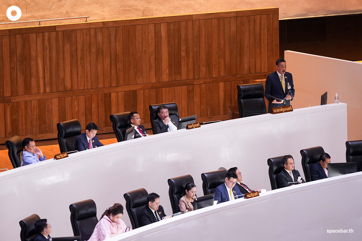 discussion_of_budget_expenditures_for_2024_first_day_srettha_SPACEBAR_Photo05_d71f5c562e.jpg