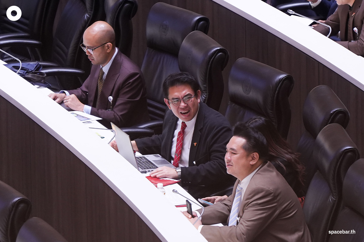 discussion_of_budget_expenditures_for_2024_first_day_srettha_SPACEBAR_Photo08_780dfbd3e1.jpg