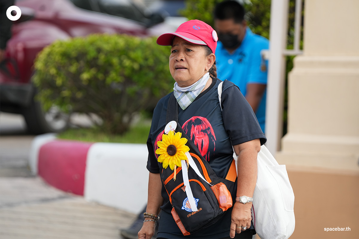 encouragement_support_group_tantawan_tuatulanon_contempt_of_court_case_SPACEBAR_Photo07_9c13a655e8.jpg