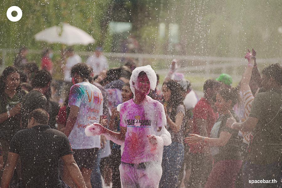 first_holi_festival_in_siam_amazing_park_SPACEBAR_Photo04_934fdbd6e4.jpeg