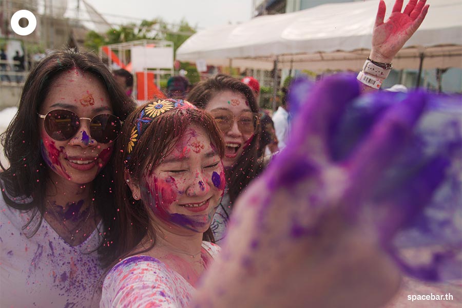 first_holi_festival_in_siam_amazing_park_SPACEBAR_Photo12_7662509e2c.jpeg