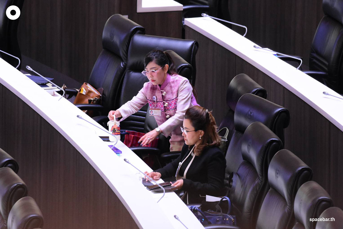 meeting_of_the_House_of_Representatives_After_MFP_dissolved_SPACEBAR_Photo03_8a1a37701b.jpg