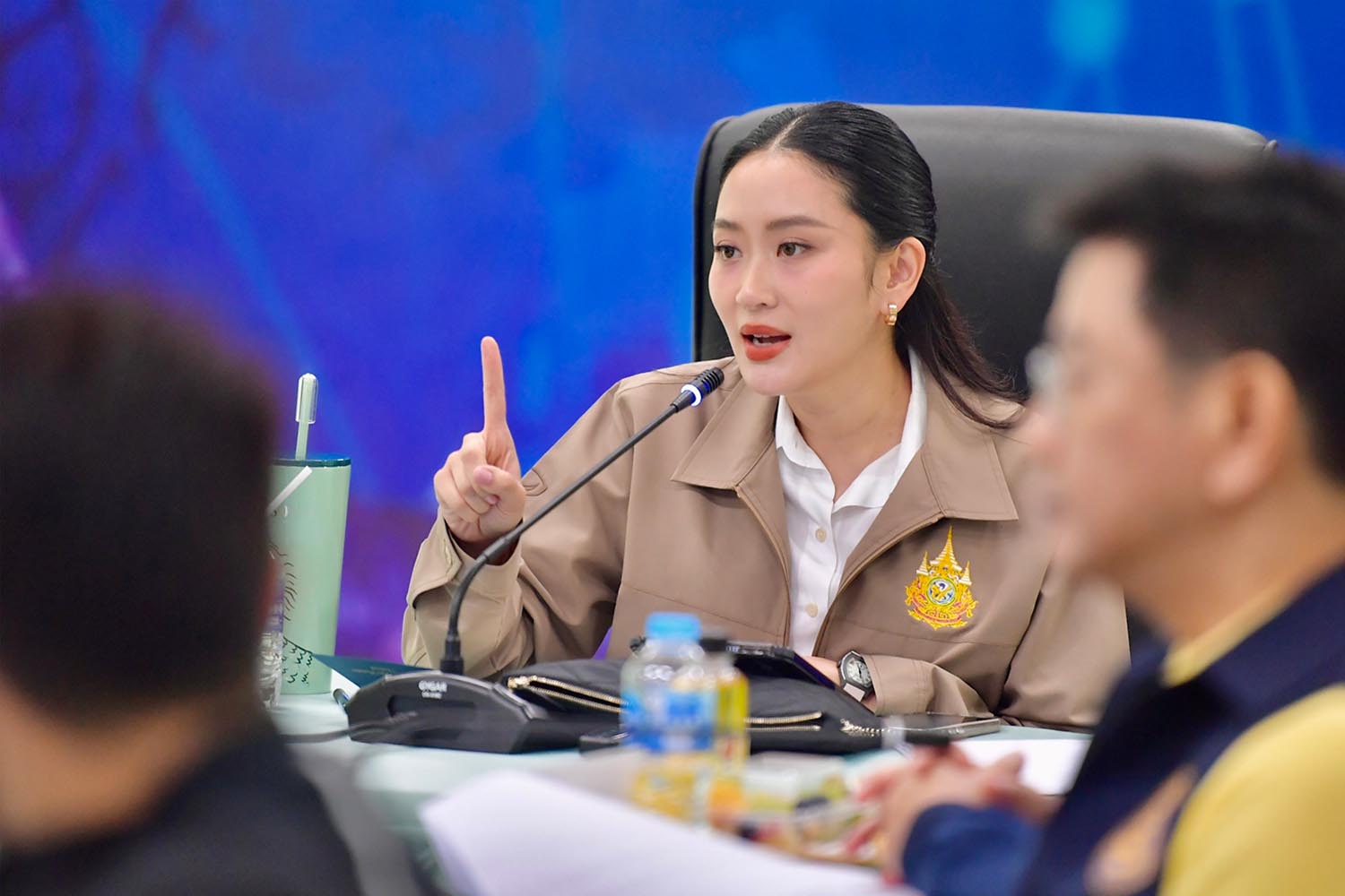 PhotoStory-‘แพทองธาร’ นำประชุมหารือผลกระทบจากมาตรการจำกัดการเข้า-ออก จุดผ่านแดนไทย-กัมพูชา