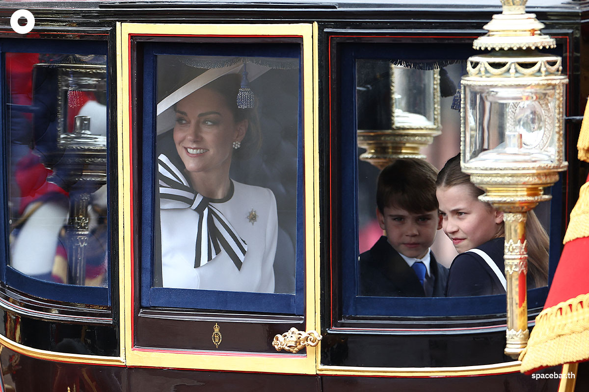 photo_story_kate_princess_of_wales_first_appearance_since_cancer_diagnosis_SPACEBAR_Photo03_fdab8bb202.jpg