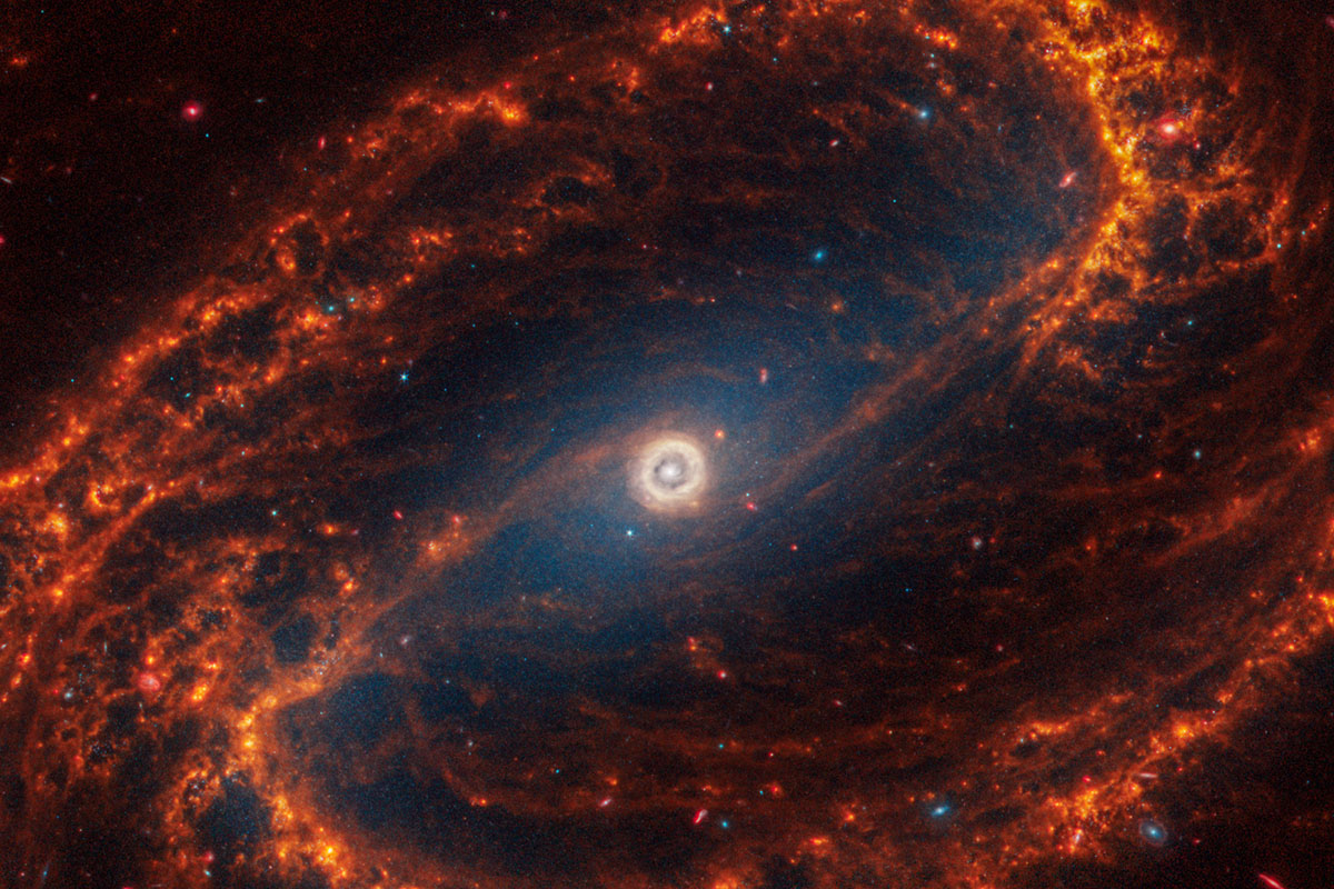 photo_story_mind_blowing_reveal_19_galaxies_SPACEBAR_Photo02_ba7378ce88.jpg
