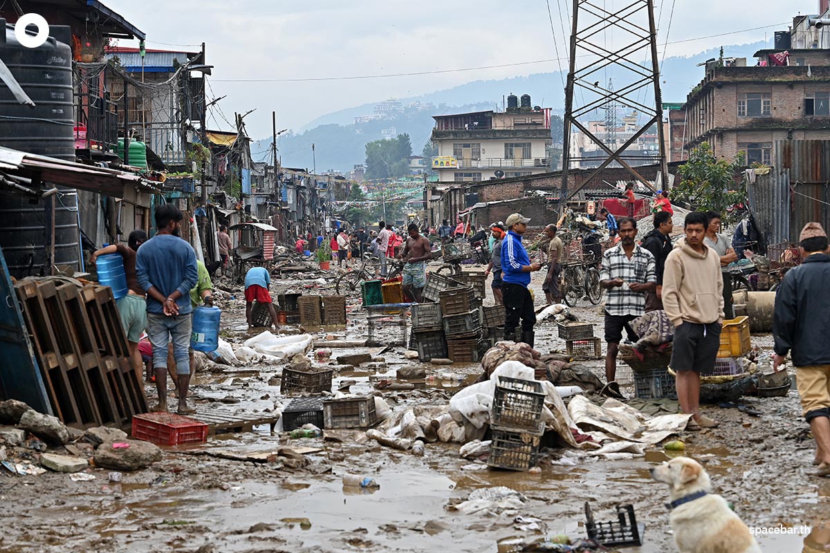 photo_story_nepal_kathmandu_flood_SPACEBAR_Photo05_b1bc9fbdbe.jpg