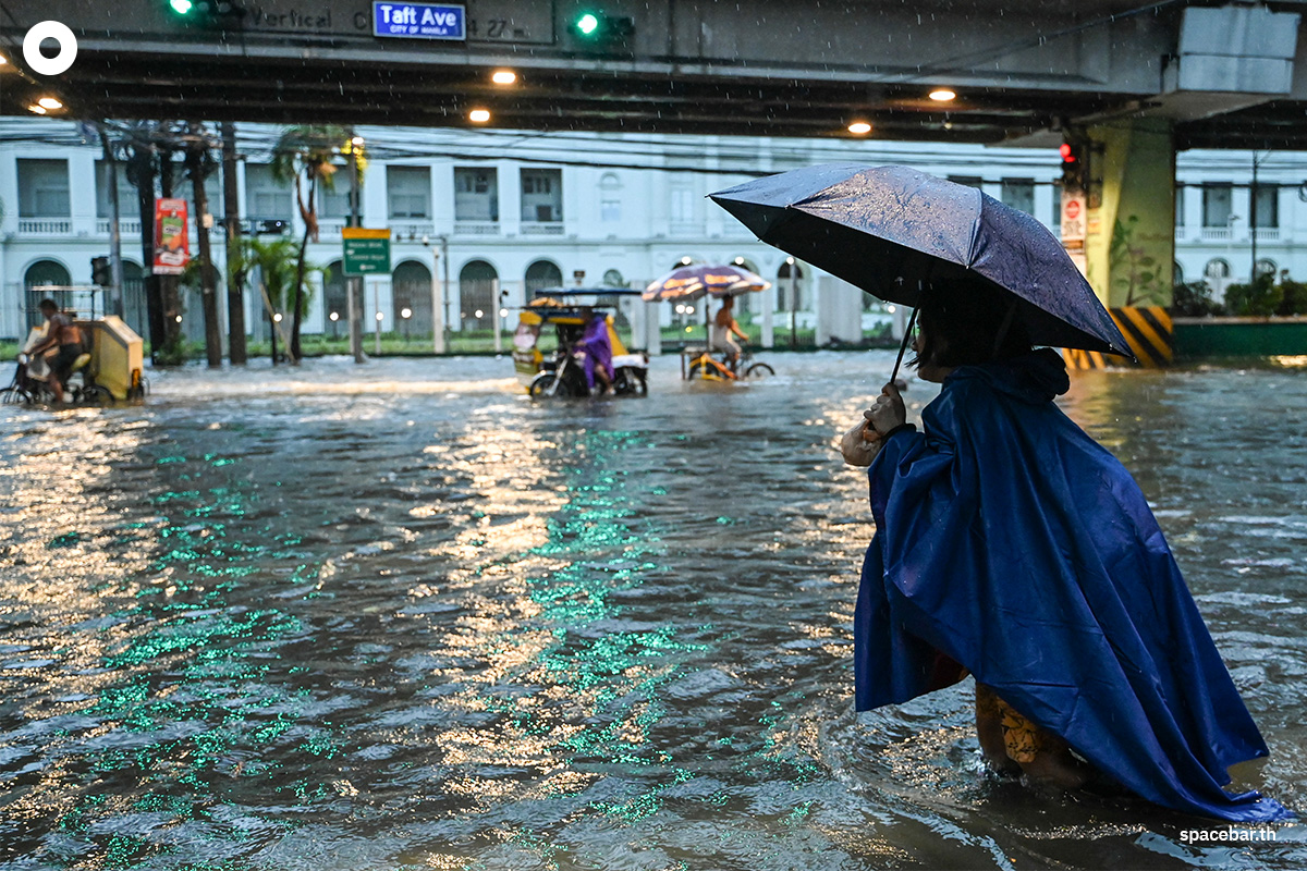photo_story_philippines_weather_typhoon_gaemi_flooded_SPACEBAR_Photo02_5bda2019ce.jpg