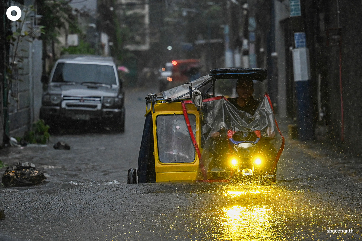 photo_story_philippines_weather_typhoon_gaemi_flooded_SPACEBAR_Photo03_bac07dc277.jpg