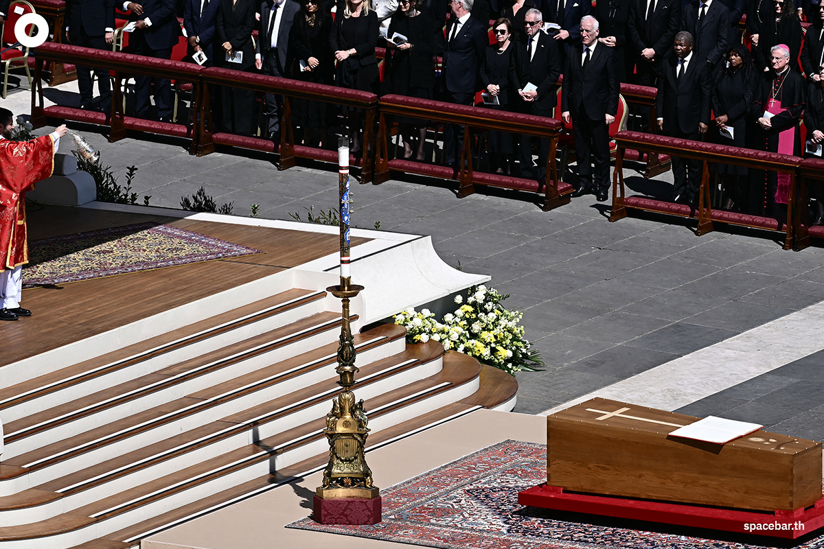 photo_story_pope_francis_funeral_SPACEBAR_Photo02_1_50c6b5001f.jpg