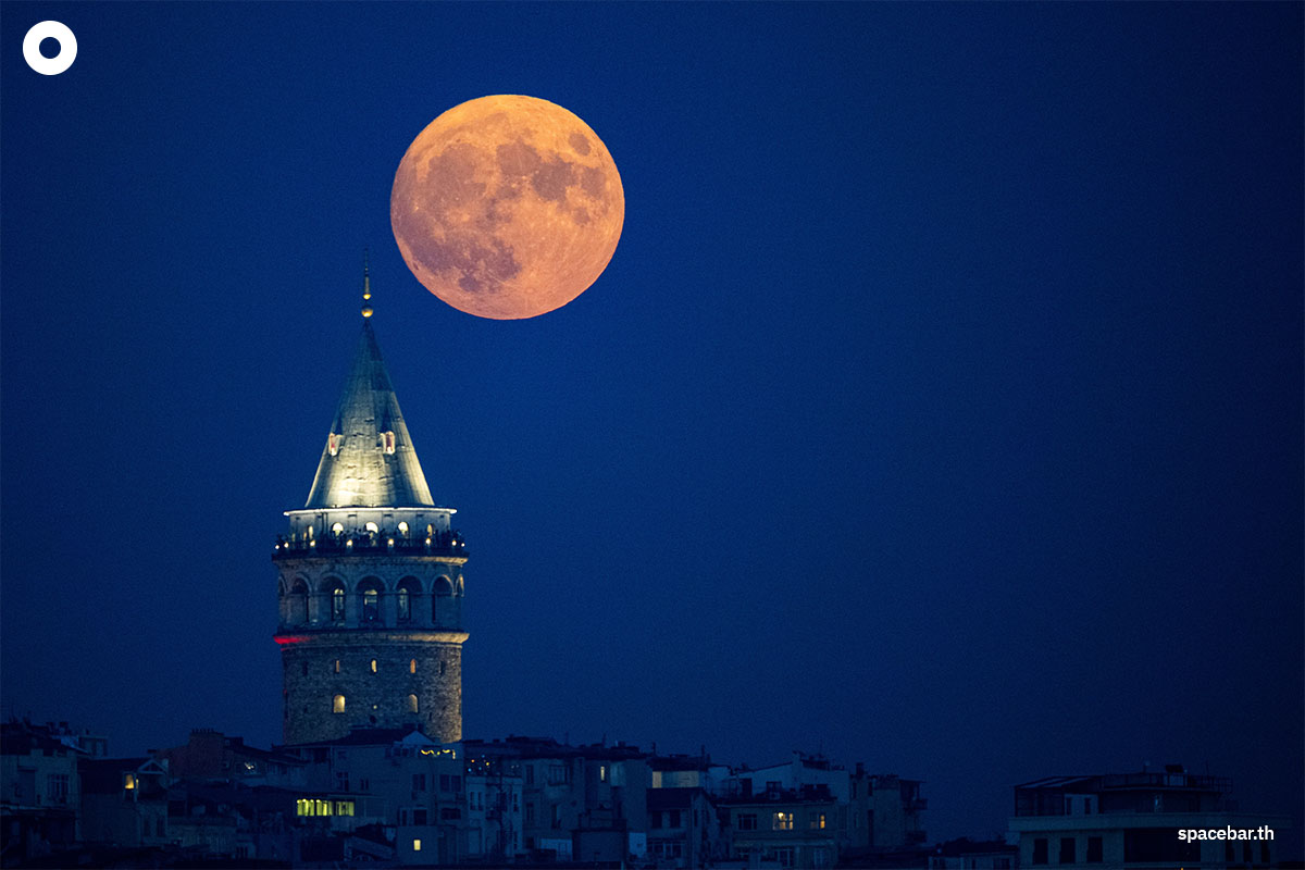 photo_story_super_blue_moon_2023_SPACEBAR_Photo01_dd7c16dec5.jpeg