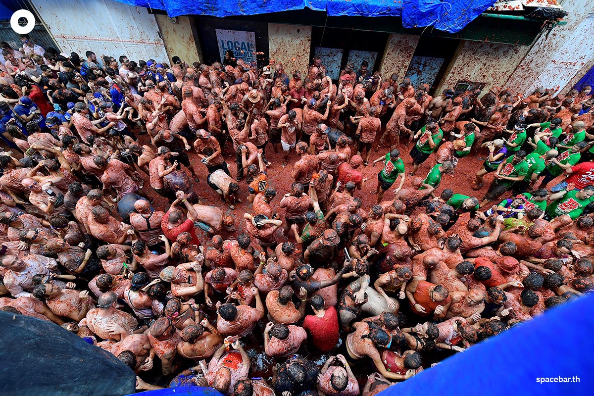 photo_story_tomatina_festival_bunol_valencia_spain_SPACEBAR_Photo07_0746a74653.jpg