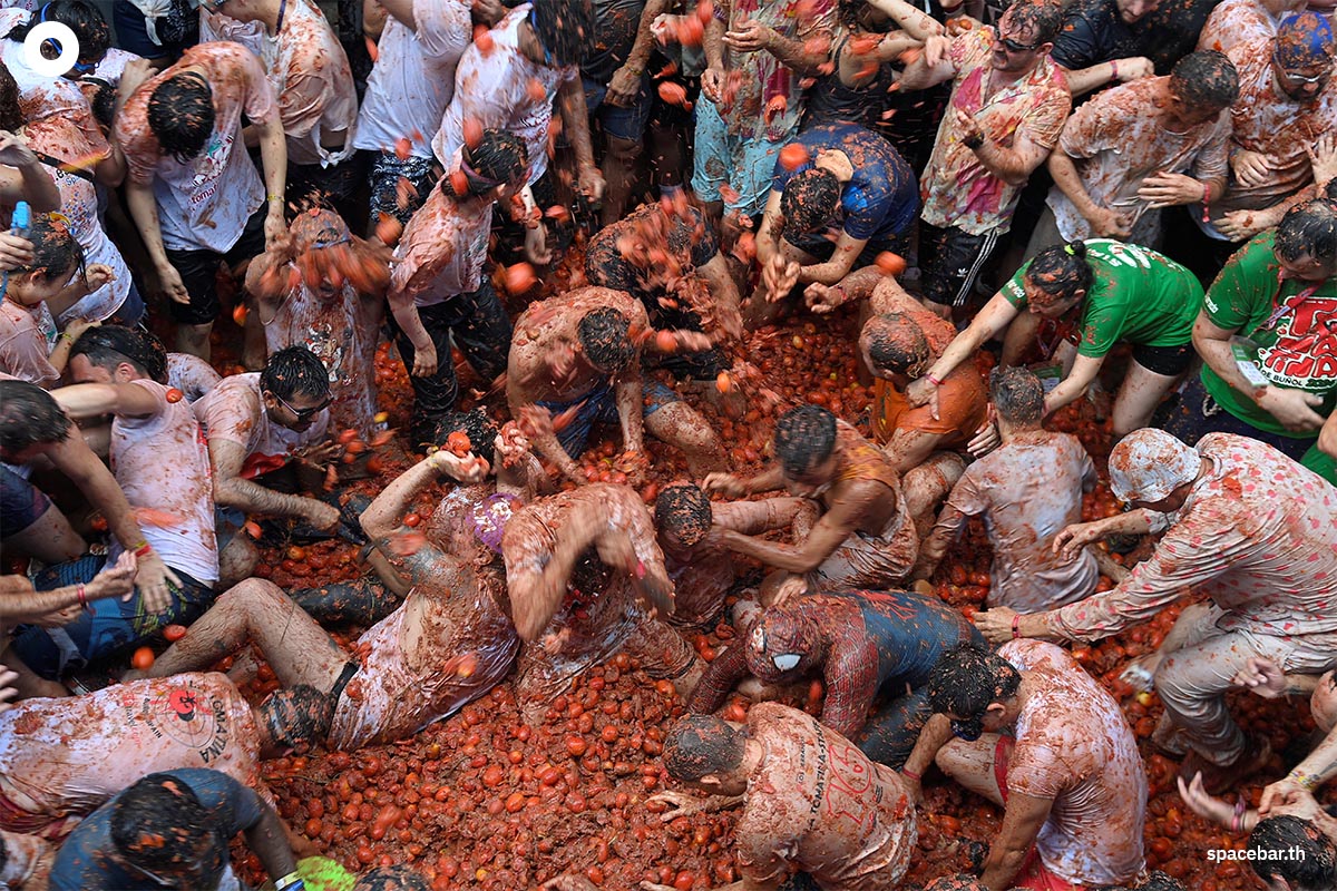 photo_story_tomatina_festival_bunol_valencia_spain_SPACEBAR_Photo08_d240822ad3.jpg