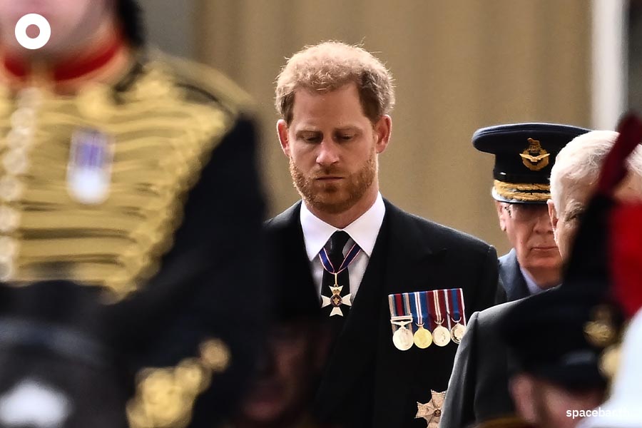 photo_story_uk_royals_queen_death_SPACEBAR_Photo08_3168de1be2.jpeg