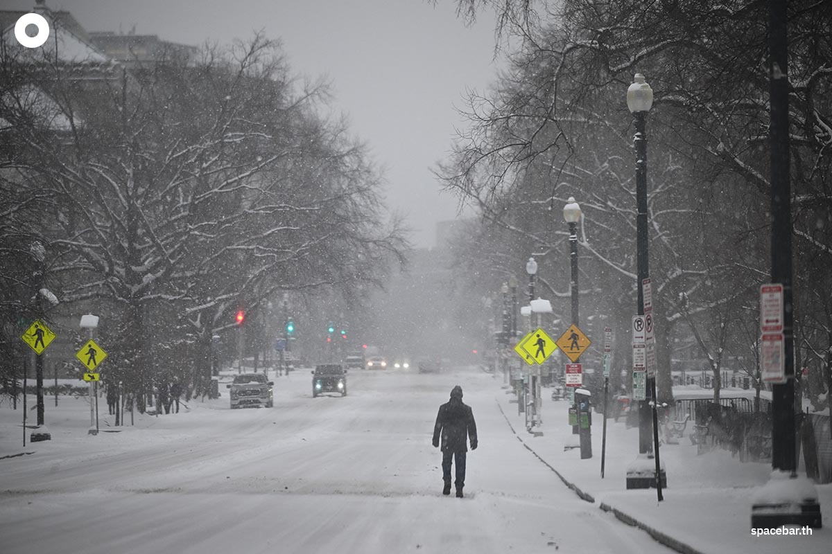 photo_story_us_winter_storm_snow_polar_vortex_SPACEBAR_Photo02_13fdafa471.jpg