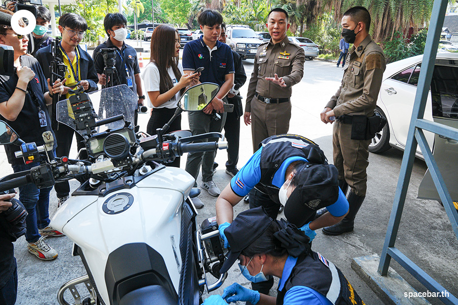 police_thailand_siren_service_for_chinese_tourist_SPACEBAR_Photo05_be0cadb53b.jpeg