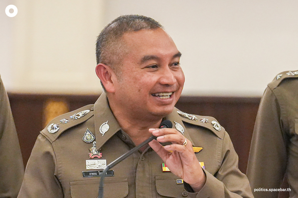 the_prime_minister_14th_police_chief_SPACEBAR_Photo04_f1cebd5e27.jpg