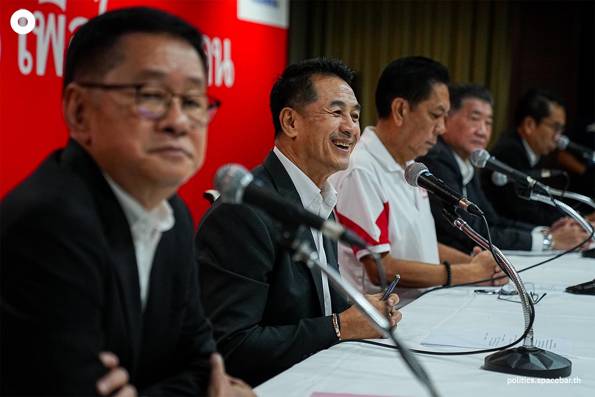 wan_muhamad_noor_matha_council_president_pheu_thai_move_forward_praty_SPACEBAR_Photo03_01659fa91f.jpeg